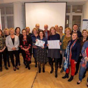 Groepsfoto ondertekenaars Convenant Nu Niet Zwanger