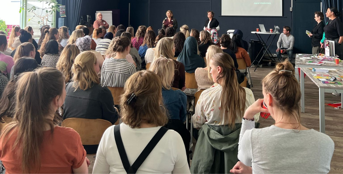 Foto van groep tijdens de netwerkbijeenkomst Jonge Kind