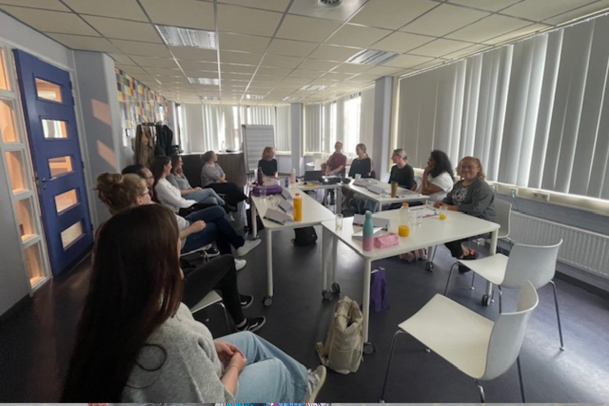 Foto bijeenkomst Pluis - niet pluis